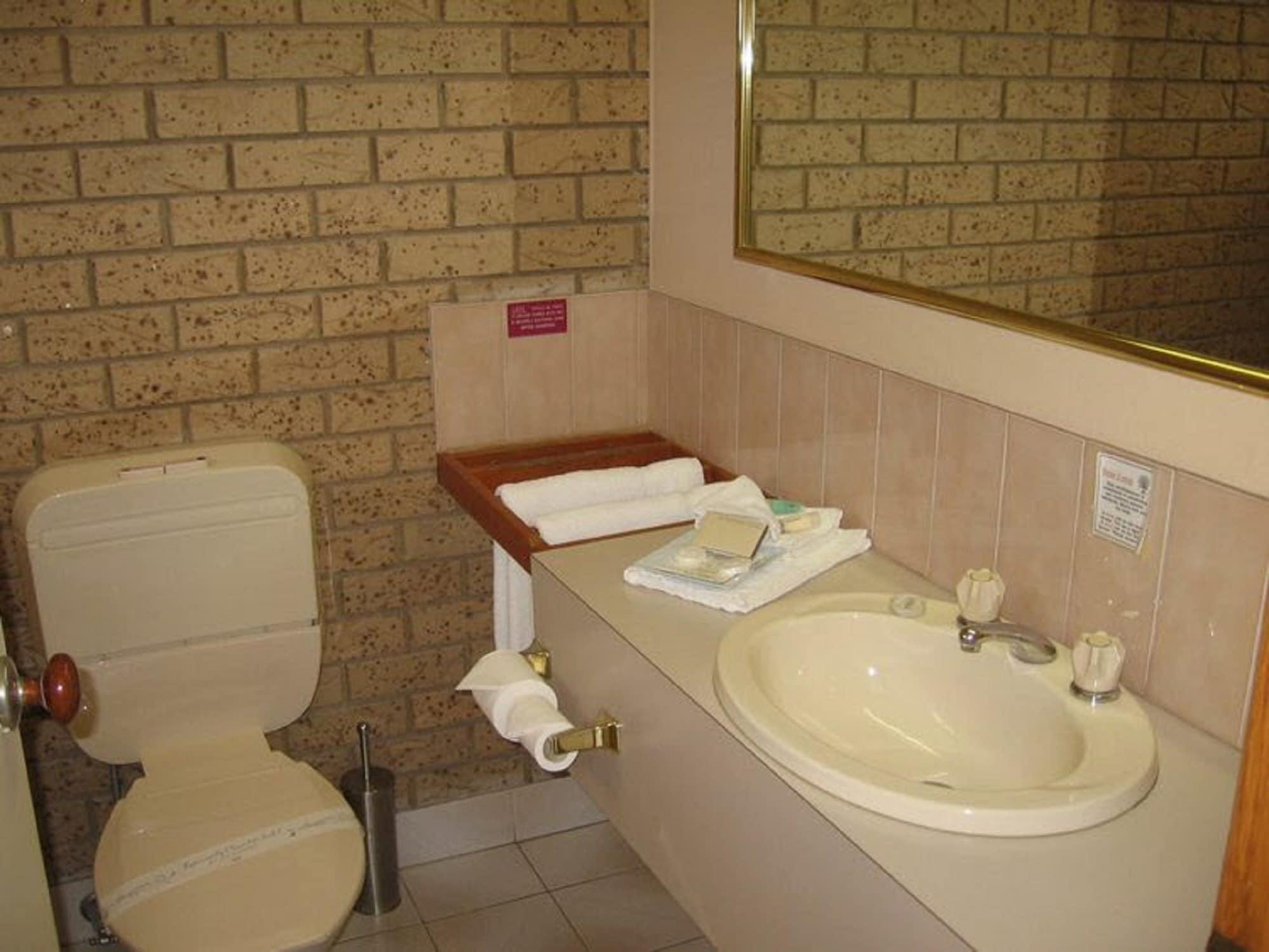 Barrass John Bright Motor Inn Esterno foto